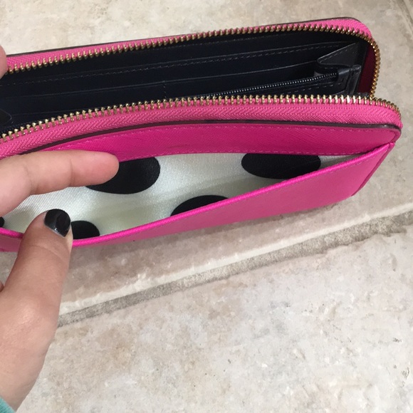 Kate Spade Wallet - Picture 5 of 5